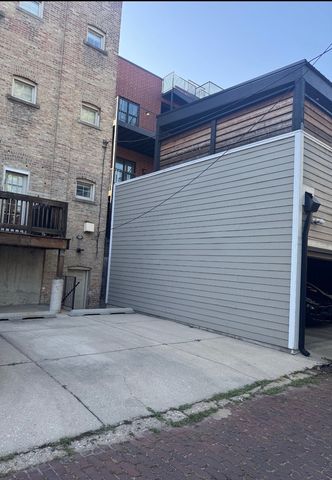 2254 N Fremont Street, Chicago, IL 60614