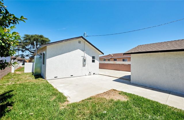 1112 W 134th Street, Compton, CA 90222