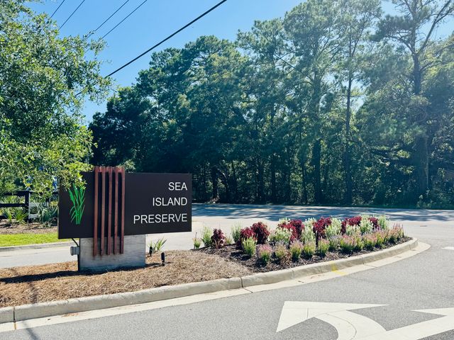 4287 Hugh Bennett Drive, Johns Island, SC 29455