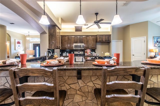 7502 Aborigine St, Corpus Christi, TX 78414