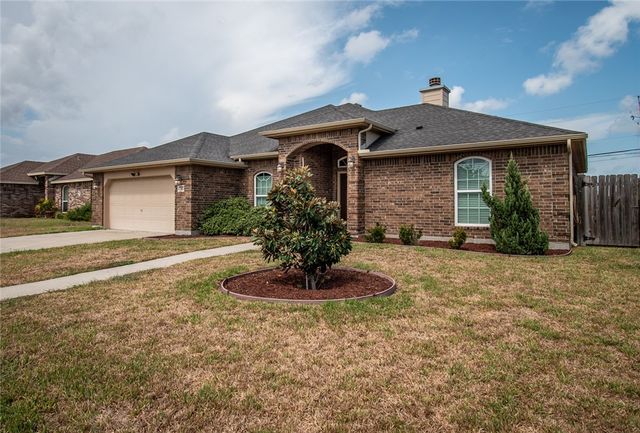 7502 Aborigine St, Corpus Christi, TX 78414