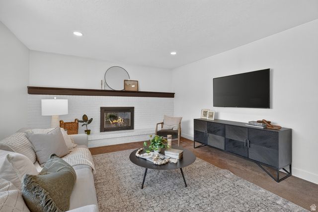 1251 E SAGE RIDGE RD, Sandy, UT 84094