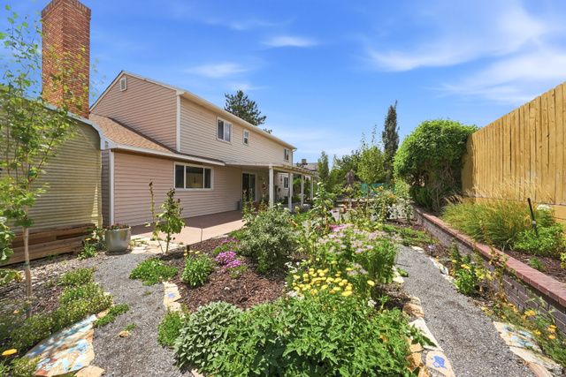 1251 E SAGE RIDGE RD, Sandy, UT 84094