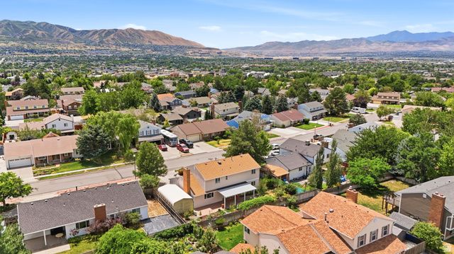 1251 E SAGE RIDGE RD, Sandy, UT 84094