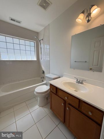 238 5TH ST, Colonial Beach, VA 22443