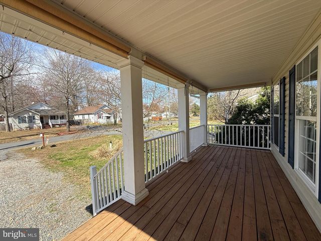 238 5TH ST, Colonial Beach, VA 22443