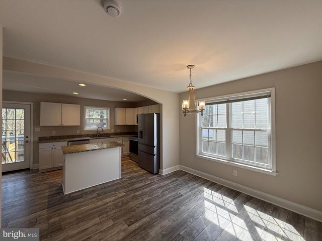 238 5TH ST, Colonial Beach, VA 22443
