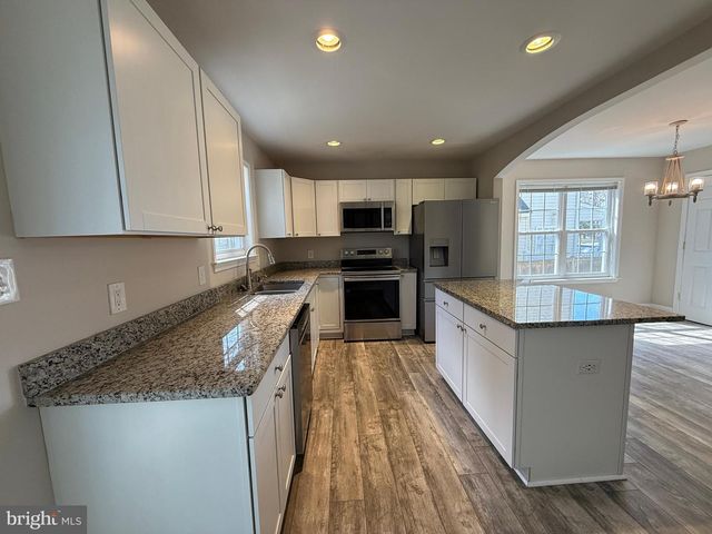 238 5TH ST, Colonial Beach, VA 22443