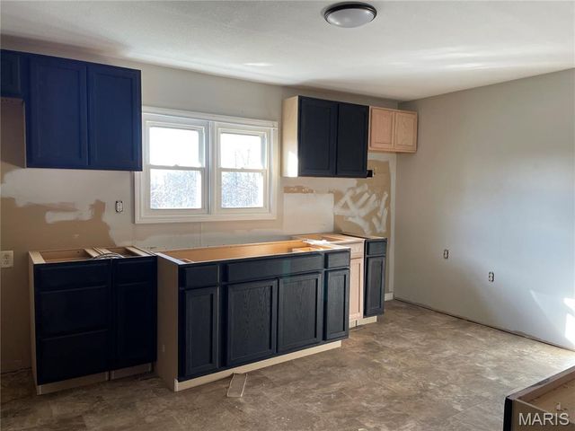 1369 Ripley 142E-16, Doniphan, MO 63935