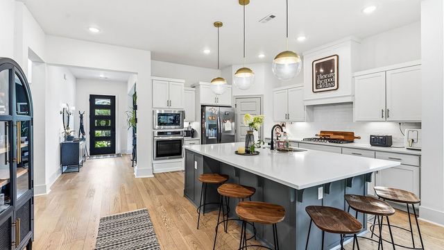 2879 N Whistle Post Drive, Fayetteville, AR 72704