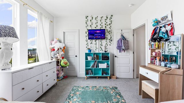 2879 N Whistle Post Drive, Fayetteville, AR 72704