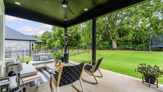 2879 N Whistle Post Drive, Fayetteville, AR 72704