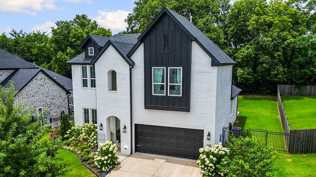 2879 N Whistle Post Drive, Fayetteville, AR 72704