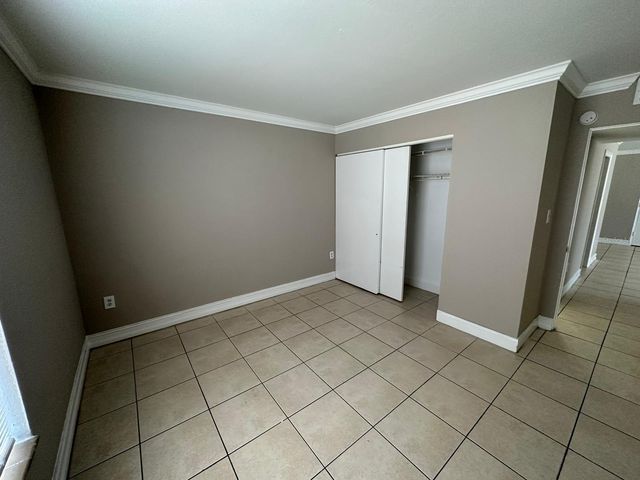1830 MARAVILLA AVENUE 202, Fort Myers, FL 33901
