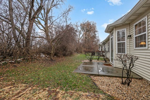 121 Enfield Lane, Grayslake, IL 60030