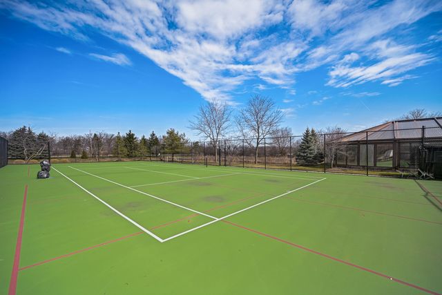 121 Enfield Lane, Grayslake, IL 60030