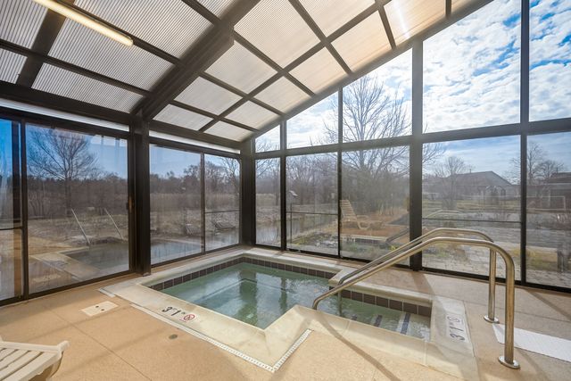 121 Enfield Lane, Grayslake, IL 60030