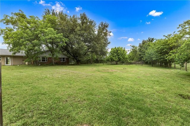 6088 Hare Lane, Bryan, TX 77808