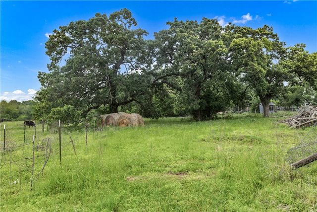 6088 Hare Lane, Bryan, TX 77808