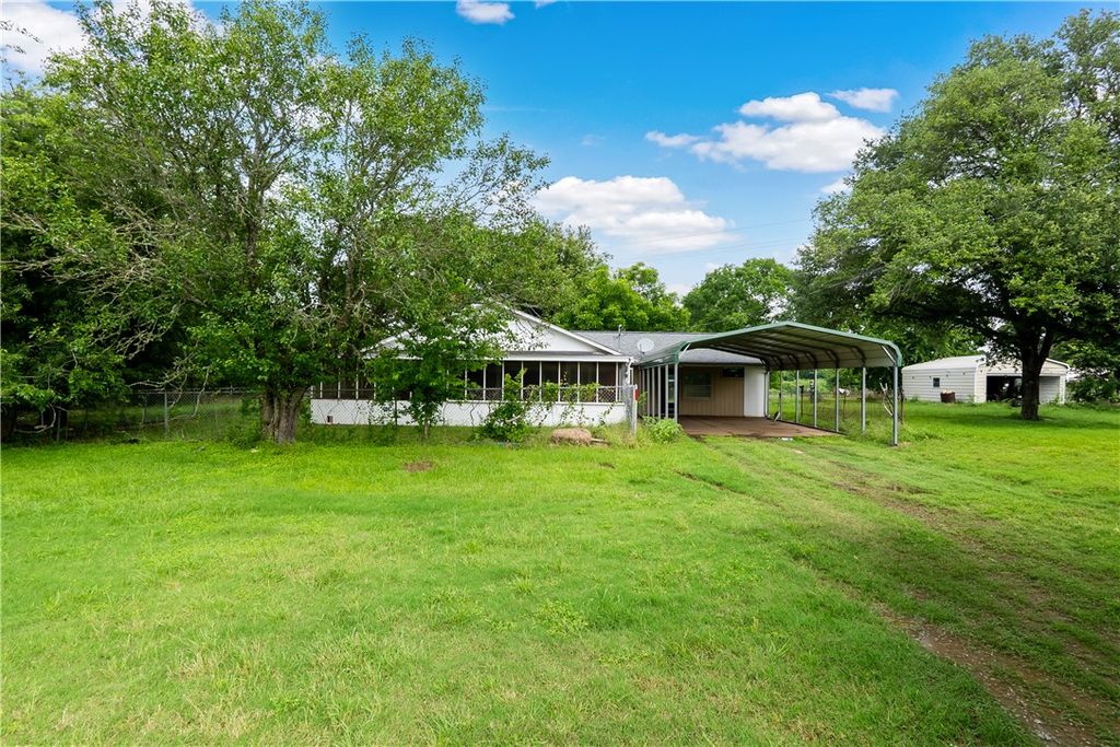 6088 Hare Lane, Bryan, TX 77808