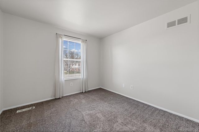 24054 Meadowbridge Drive, Clinton Charter Township, MI 48035