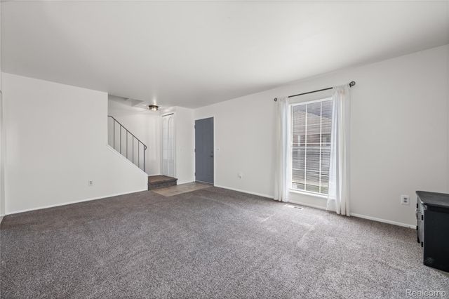 24054 Meadowbridge Drive, Clinton Charter Township, MI 48035