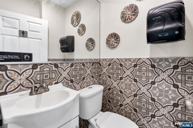 166 Getty Avenue, Paterson, NJ 07503