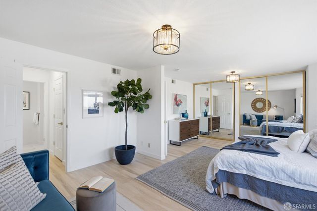 424 45th Avenue 424, San Francisco, CA 94121