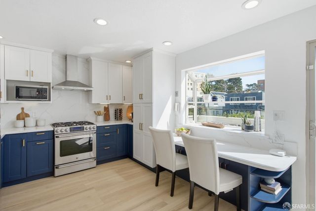 424 45th Avenue 424, San Francisco, CA 94121