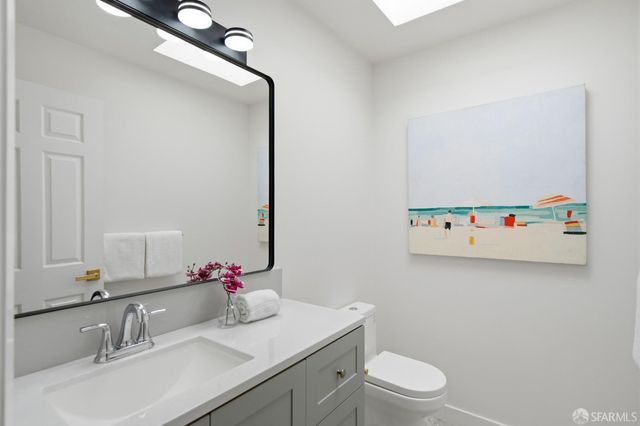 424 45th Avenue 424, San Francisco, CA 94121