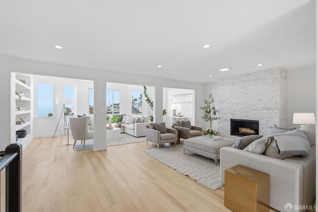 424 45th Avenue 424, San Francisco, CA 94121