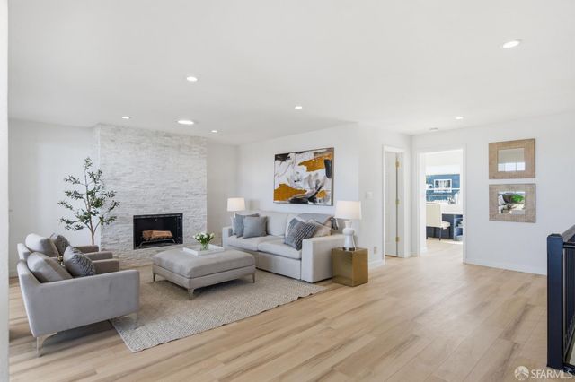 424 45th Avenue 424, San Francisco, CA 94121