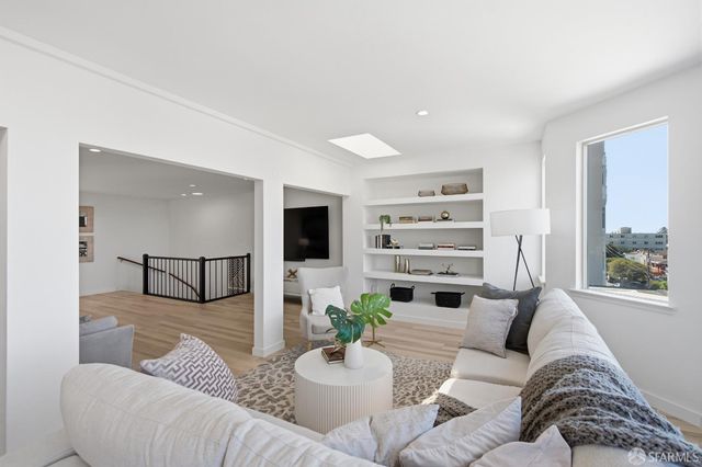 424 45th Avenue 424, San Francisco, CA 94121