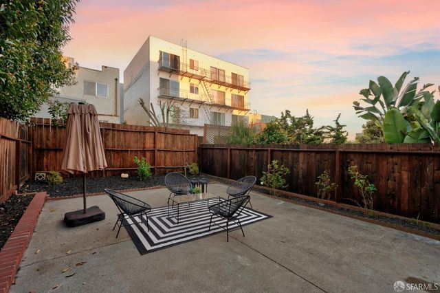 424 45th Avenue 424, San Francisco, CA 94121