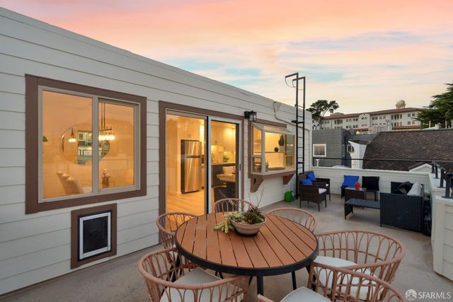 424 45th Avenue 424, San Francisco, CA 94121