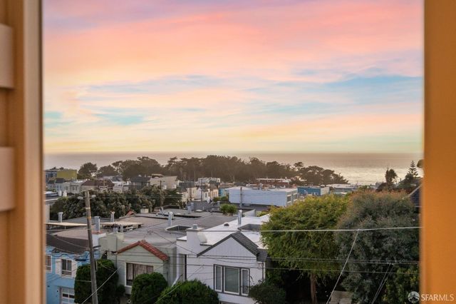 424 45th Avenue 424, San Francisco, CA 94121