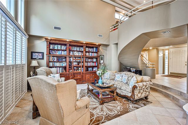 8240 Horseshoe Bend Lane, Las Vegas, NV 89113