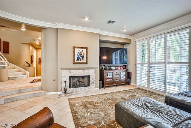 8240 Horseshoe Bend Lane, Las Vegas, NV 89113