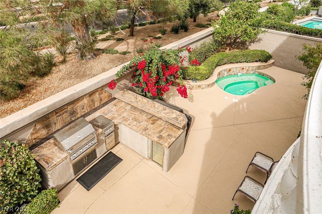 8240 Horseshoe Bend Lane, Las Vegas, NV 89113