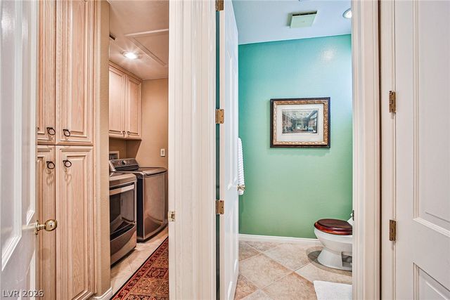 8240 Horseshoe Bend Lane, Las Vegas, NV 89113