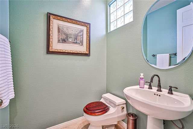 8240 Horseshoe Bend Lane, Las Vegas, NV 89113