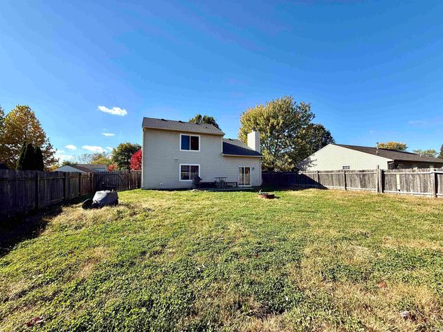 102 Elderbury Court, Mooresville, IN 46158