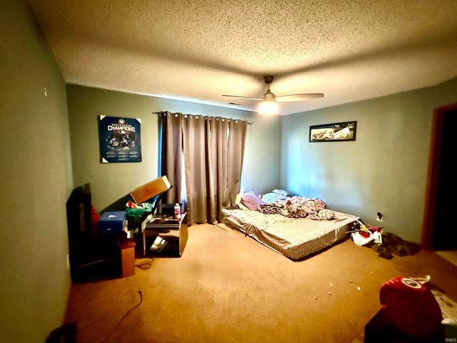 102 Elderbury Court, Mooresville, IN 46158