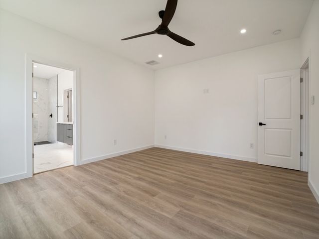 98 San Jacinto Street, Terrell, TX 75160