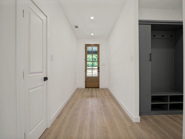 98 San Jacinto Street, Terrell, TX 75160