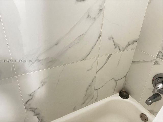 9159 SW 77th Ave 311, Miami, FL 33156