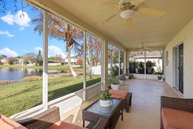 6052 Ridge Lake Circle, Vero Beach, FL 32967