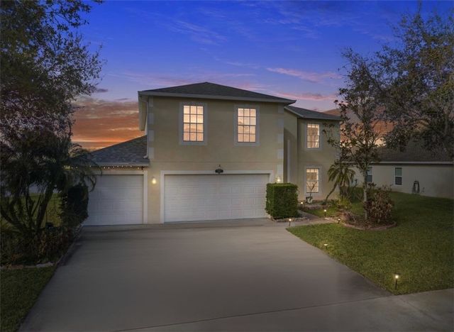 6052 Ridge Lake Circle, Vero Beach, FL 32967
