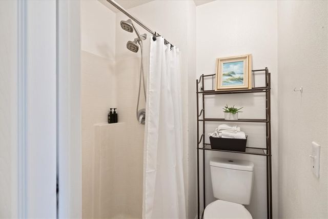 6052 Ridge Lake Circle, Vero Beach, FL 32967