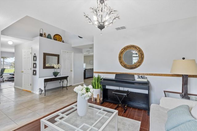 6052 Ridge Lake Circle, Vero Beach, FL 32967